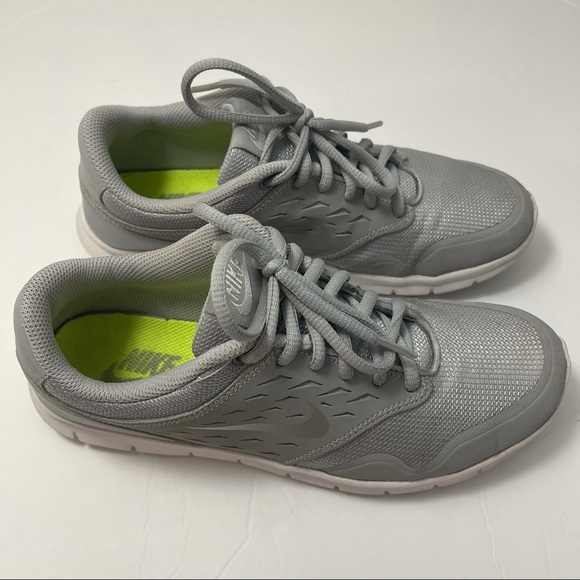 Nike Sneakers - Picture 2 of 10